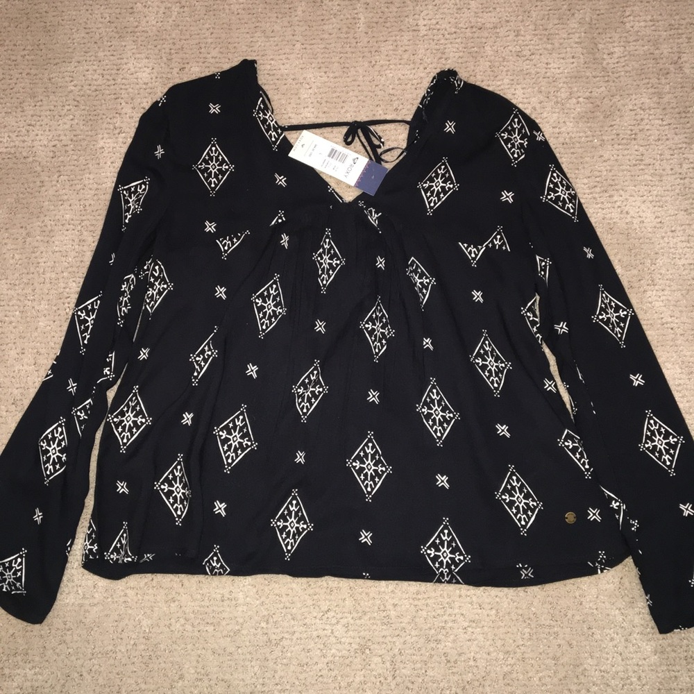 BNWT Roxy L/S top “A Sky Full of Stars”